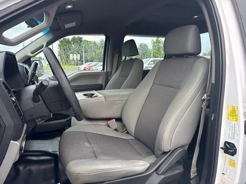 Used 2018 Ford F150 XL w/ Equipment Group 101A Mid AWD/4WD image 16