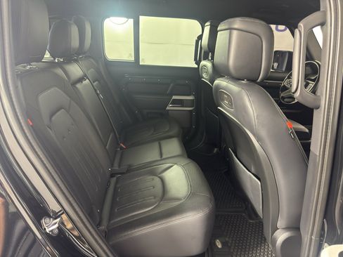 Used 2022 Land Rover Defender 110 X-Dynamic HSE AWD/4WD image 39