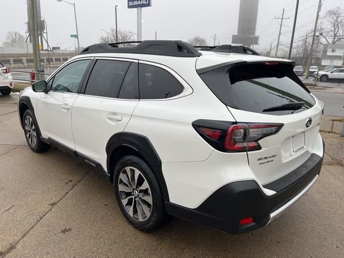 Certified 2025 Subaru Outback Limited image 7
