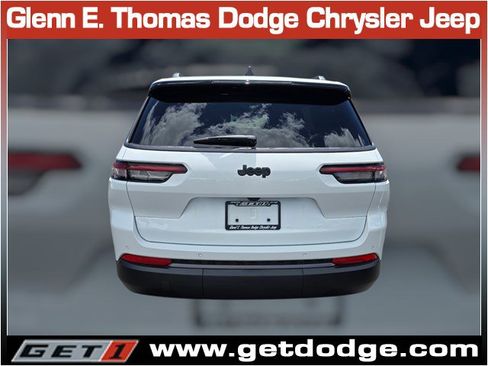New 2026 Jeep Grand Cherokee L Limited RWD image 5
