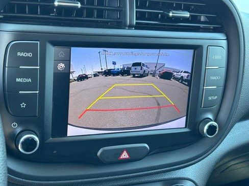 Used 2024 Kia Soul LX w/ Option Group 015 FWD image 27