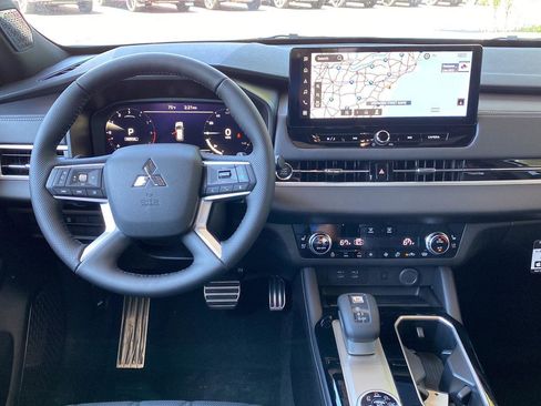New 2026 Mitsubishi Outlander SEL AWD/4WD image 14