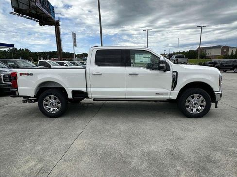 New 2025 Ford F250 Lariat w/ Lariat Ultimate Package image 8
