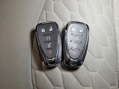 Used 2019 Chevrolet Equinox LT image 32