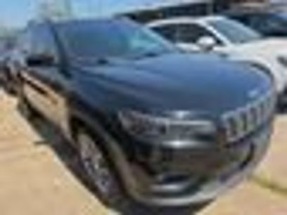 Used 2020 Jeep Cherokee Latitude Plus w/ Comfort/Convenience Group