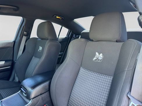 Used 2020 Dodge Charger Scat Pack RWD image 17