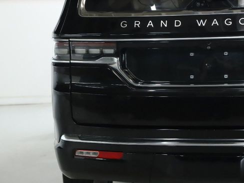 Used 2024 Jeep Grand Wagoneer Series III w/ HD Trailer Tow Package AWD/4WD image 49