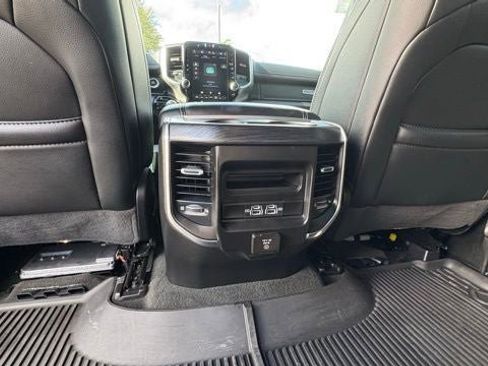 Used 2023 RAM 1500 Laramie AWD/4WD image 22