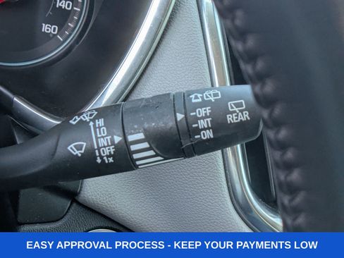 Used 2019 Chevrolet Equinox LT image 39