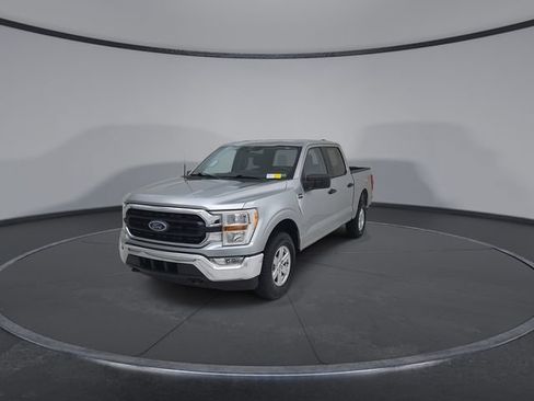 Used 2022 Ford F150 XLT w/ Trailer Tow Package AWD/4WD image 6