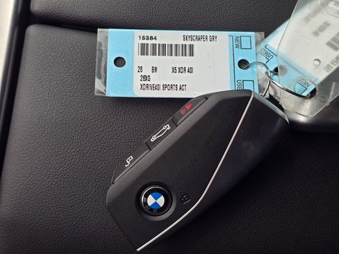 New 2026 BMW X5 xDrive40i AWD/4WD image 32