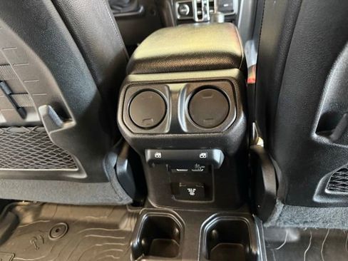 Used 2020 Jeep Gladiator Rubicon image 26