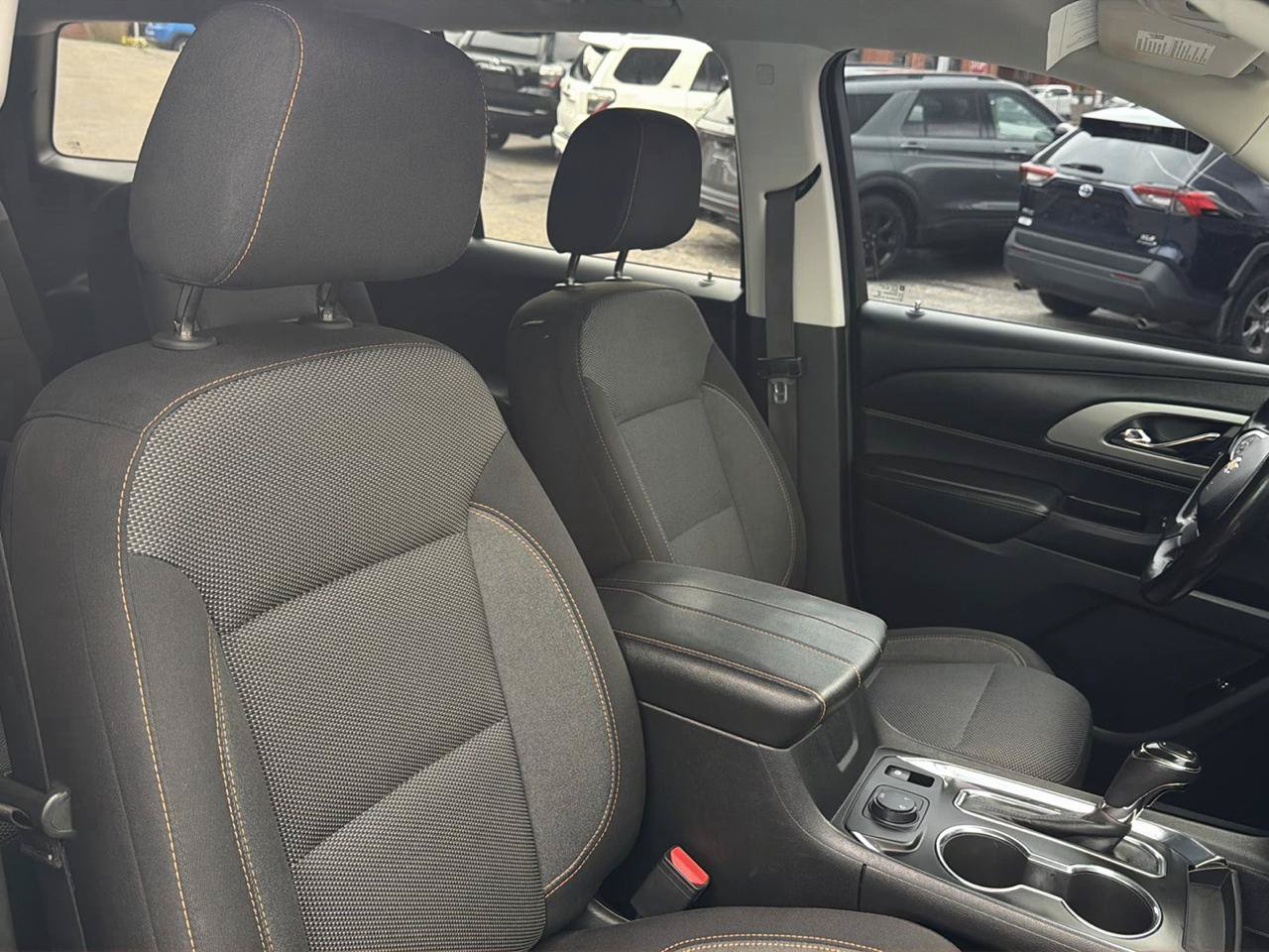 Used 2018 Chevrolet Traverse LT AWD/4WD image 18
