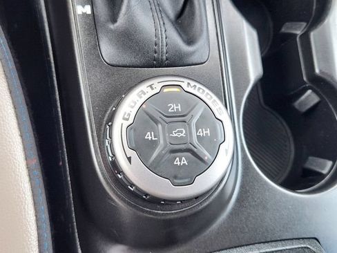 Used 2022 Ford Bronco Wildtrak AWD/4WD image 21