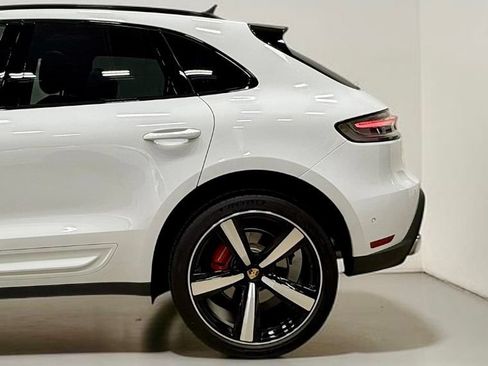 Used 2024 Porsche Macan S AWD/4WD image 20