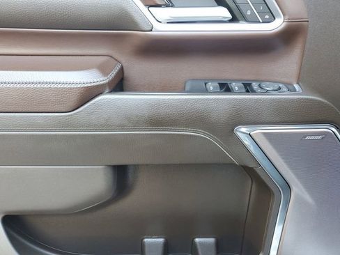 Used 2024 GMC Sierra 2500 Denali w/ Technology Package image 17