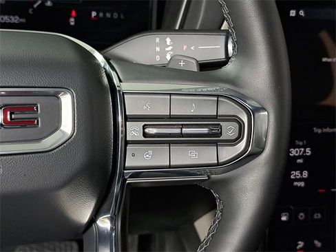 Used 2026 GMC Terrain Elevation image 25