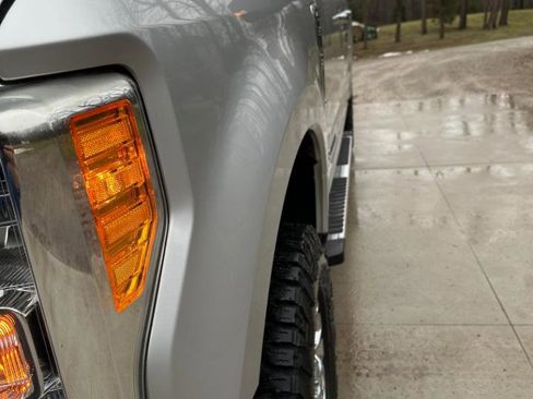 Used 2017 Ford F250 XLT w/ XLT Premium Package image 20