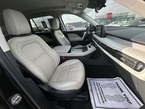 Used 2025 Lincoln Aviator Reserve image 26