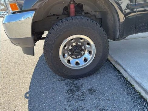 Used 2004 Ford F250 XL image 9