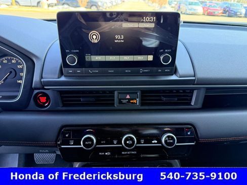 Certified 2025 Honda Pilot Sport image 36