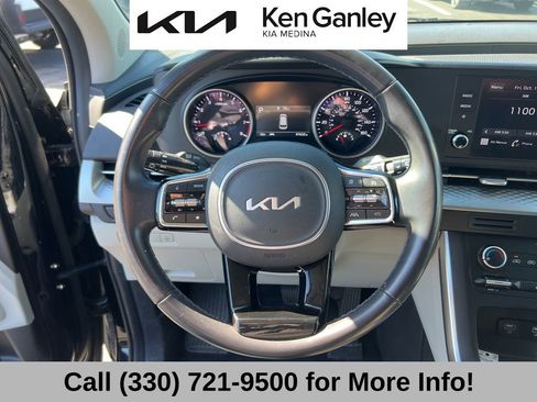 Certified 2024 Kia Carnival LX image 33
