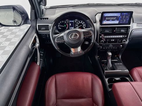 Used 2023 Lexus GX 460 Luxury w/ Sport Design Package AWD/4WD image 19