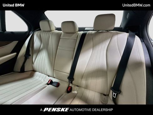 Used 2017 Mercedes-Benz E 300 image 20