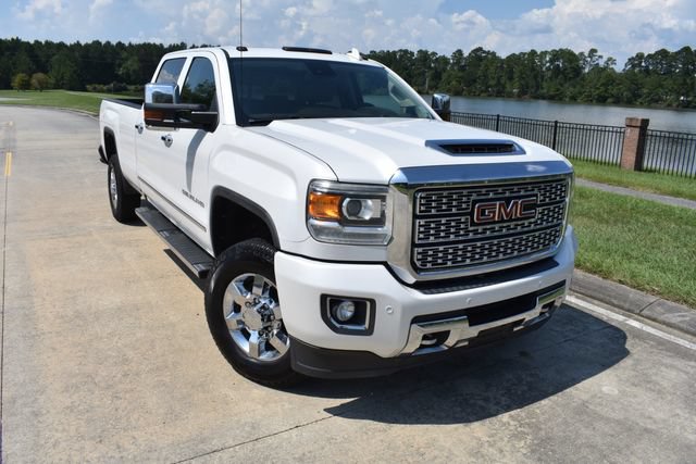 Used 2018 GMC Sierra 3500 Denali w/ Duramax Plus Package AWD/4WD image 2