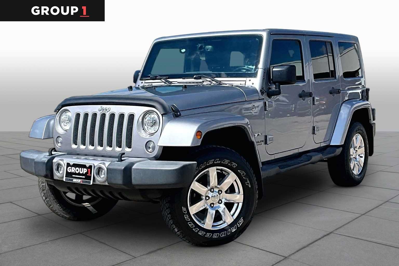 Used 2017 Jeep Wrangler Unlimited Sahara w/ Connectivity Group AWD/4WD image 1