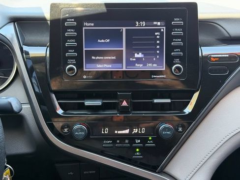 Used 2023 Toyota Camry LE FWD image 14