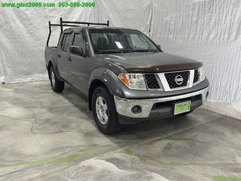 Used 2006 Nissan Frontier SE w/ (P01) Power Pkg image 2