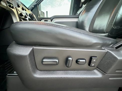 Used 2011 Ford F150 Raptor w/ Raptor Luxury Pkg image 31