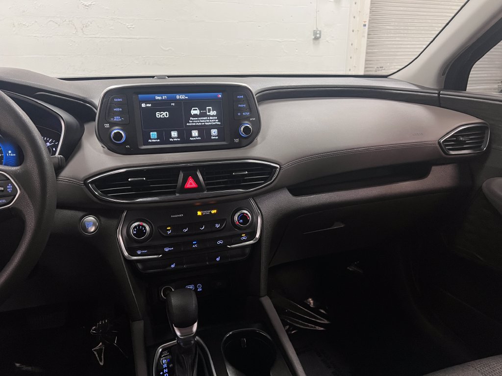 Used 2020 Hyundai Santa Fe SEL FWD image 17