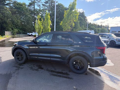 Used 2023 Ford Explorer Timberline w/ Timberline Technology Package AWD/4WD image 8