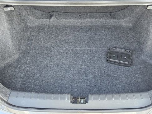 Used 2019 Honda Civic EX image 8