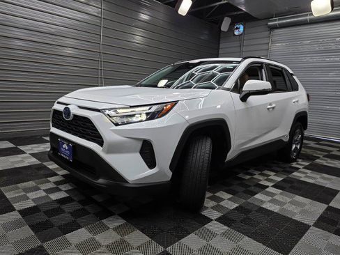 Used 2022 Toyota RAV4 XLE w/ Convenience Package AWD/4WD image 42