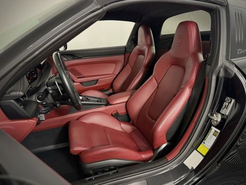 Used 2023 Porsche 911 Targa 4 GTS image 5
