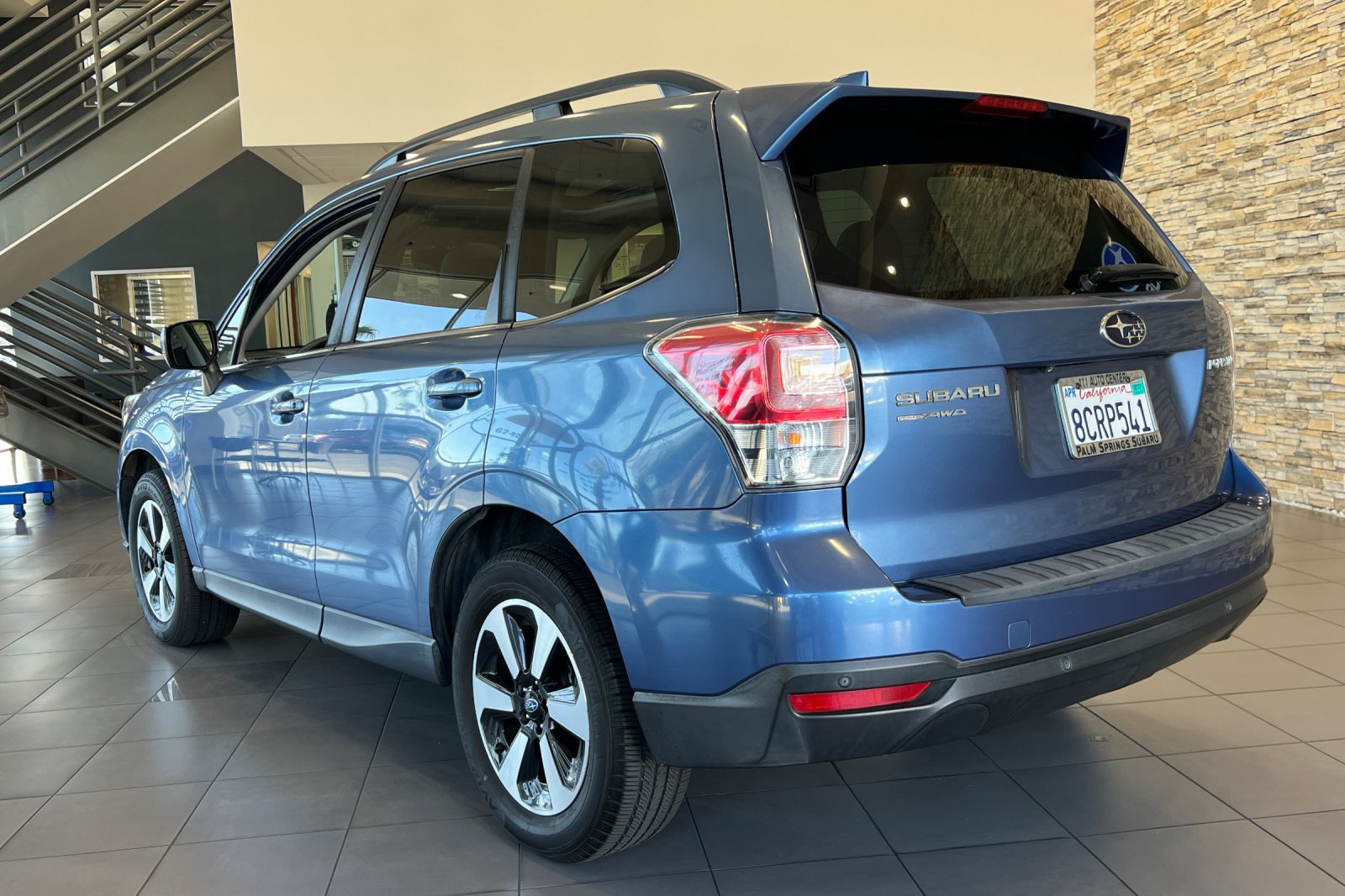 Used 2018 Subaru Forester 2.5i Limited AWD/4WD image 3