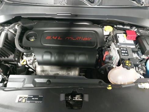 Used 2022 Jeep Compass Latitude image 29