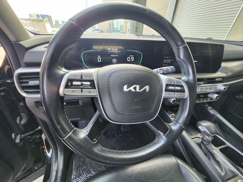Used 2023 Kia Telluride S FWD image 35