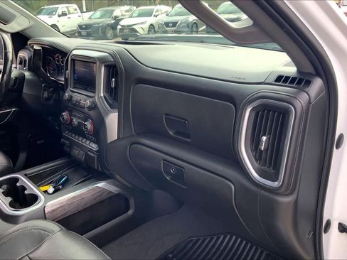 Used 2021 Chevrolet Silverado 2500 LTZ w/ LTZ Plus Package image 18