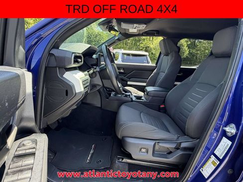 Used 2024 Toyota Tacoma TRD Off-Road AWD/4WD image 15