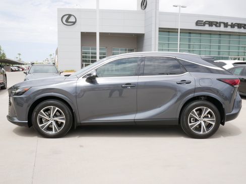 Used 2024 Lexus RX 350 Premium w/ Convenience Package FWD image 3