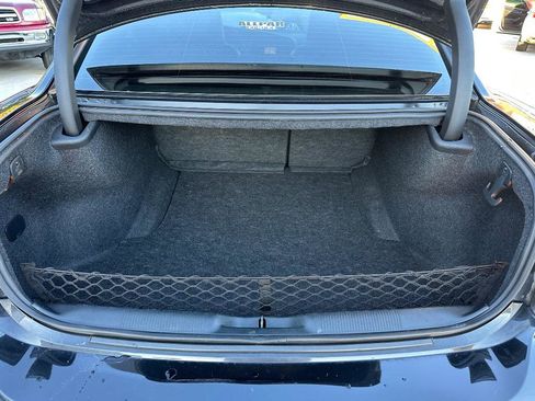 Used 2011 Dodge Charger R/T image 22