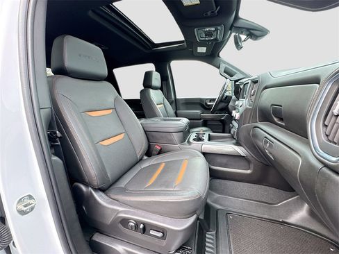 Used 2021 GMC Sierra 2500 AT4 w/ AT4 Premium Plus Package image 29