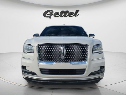 Used 2023 Lincoln Navigator L Reserve AWD/4WD image 2
