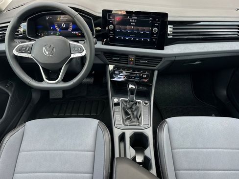 New 2026 Volkswagen Jetta SE image 11