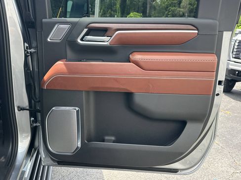 New 2026 GMC Sierra 2500 Denali Ultimate AWD/4WD image 17