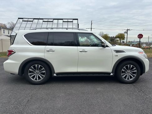 Used 2019 Nissan Armada SL w/ Premium Package image 10